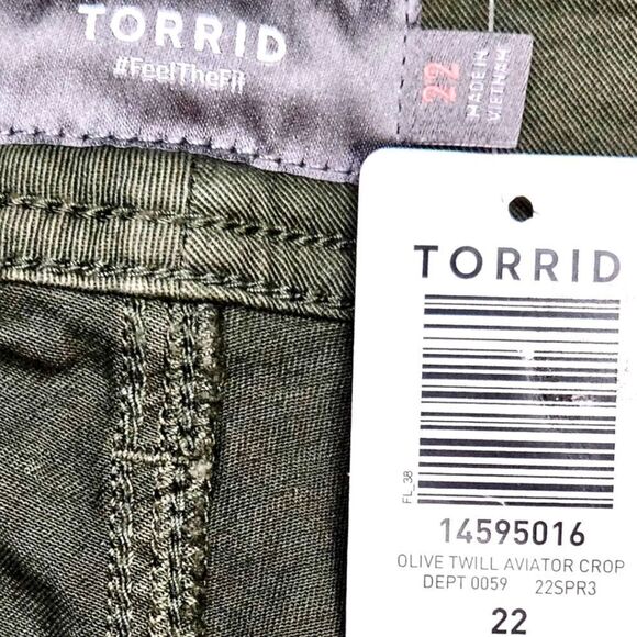 Torrid plus size floral cold shoulder top with olive twill aviator crop jean set - Picture 12 of 16